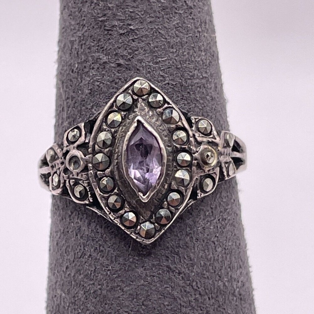 925 Sterling Silver Vintage Real Faceted Amethyst Marcasite‎ Ring Size 5.75 Read